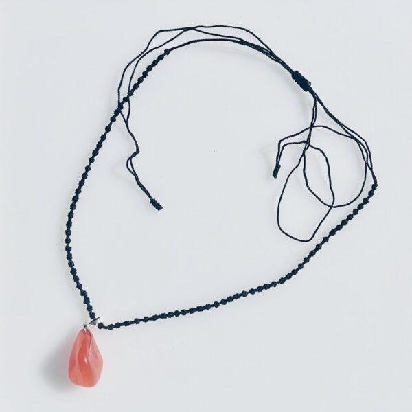 Καρνεόλη Κολιε Μακραμέ